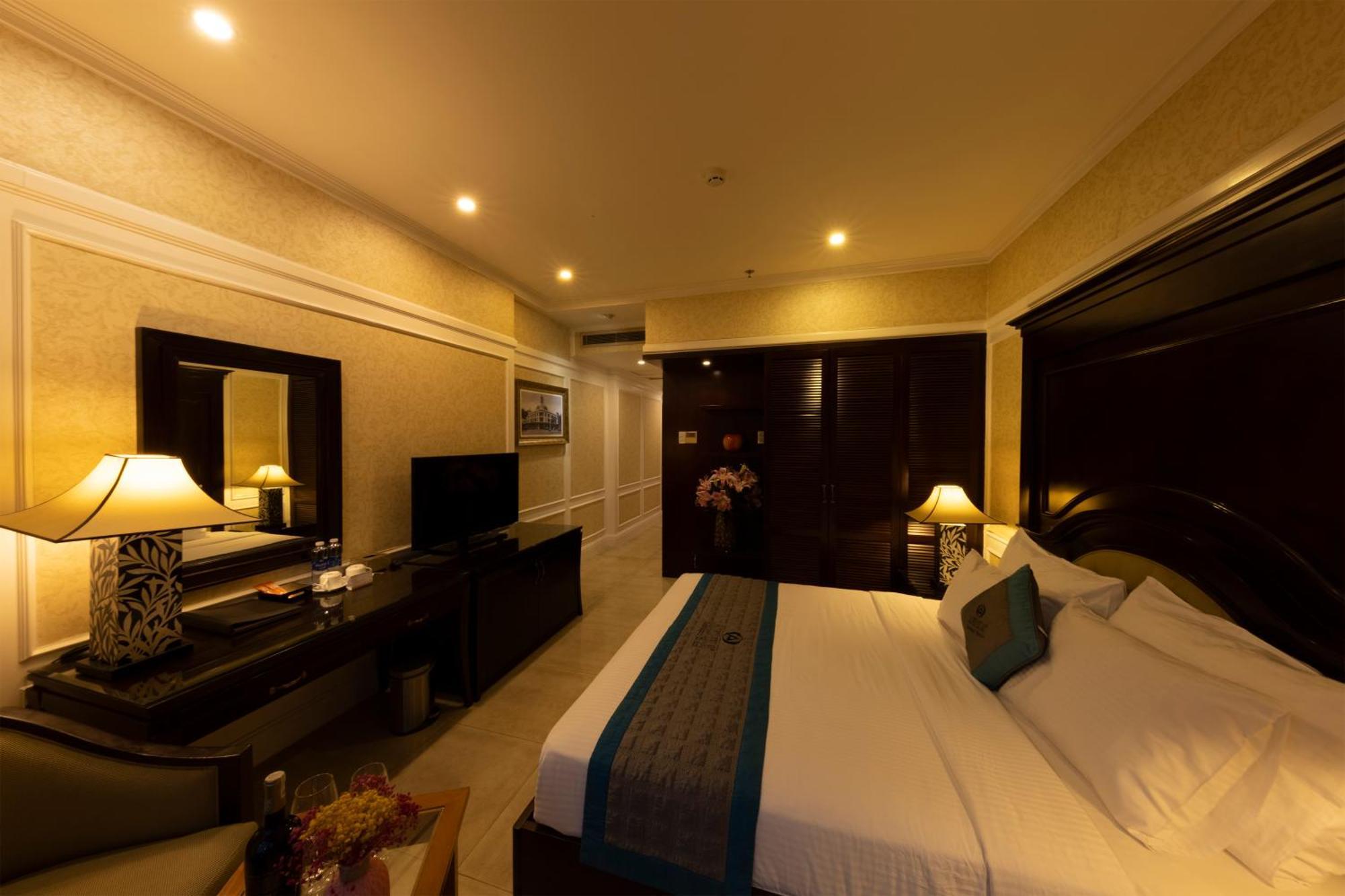 Anpha Boutique Hotel Хошимин Экстерьер фото