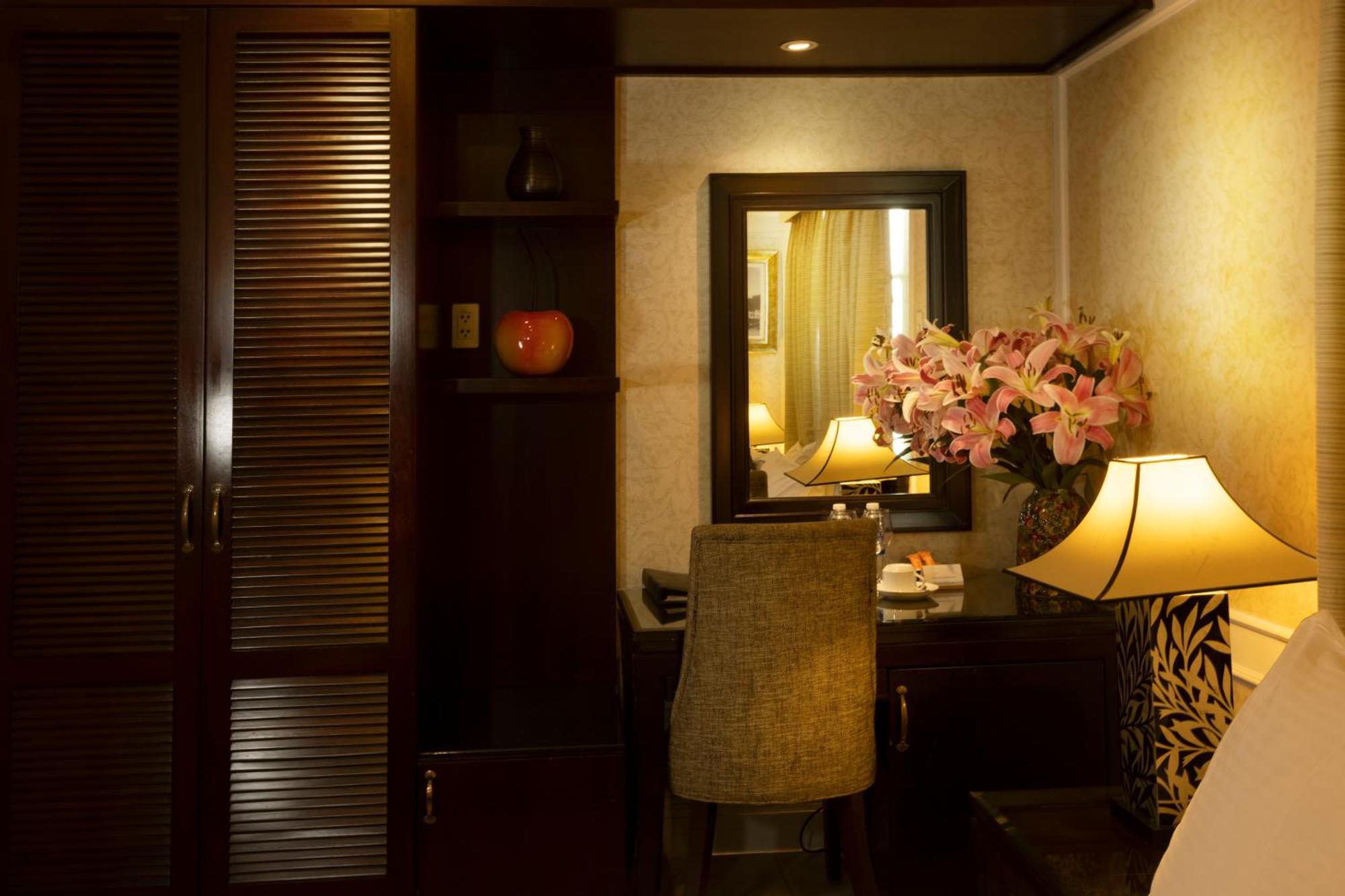 Anpha Boutique Hotel Хошимин Экстерьер фото