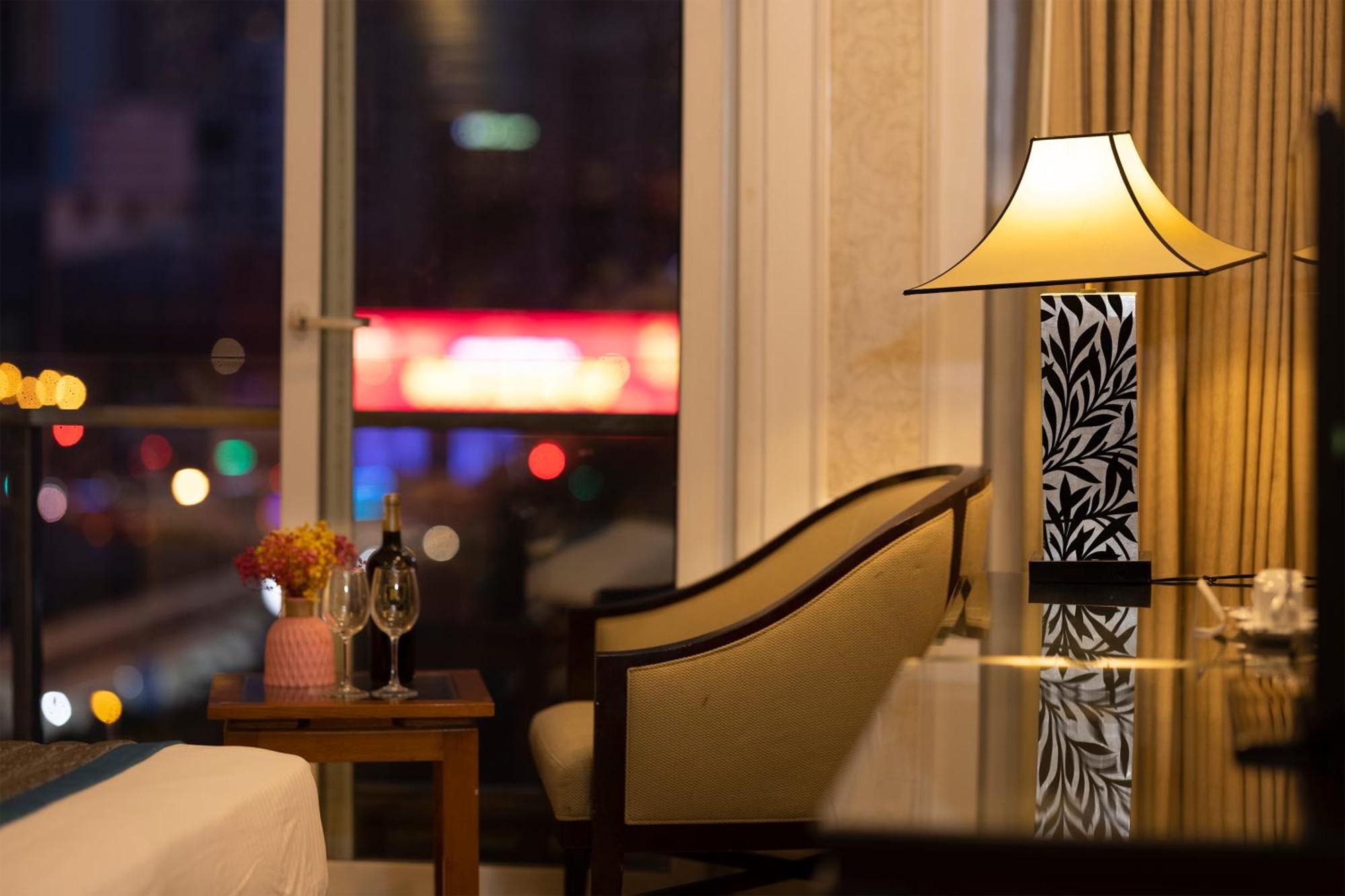 Anpha Boutique Hotel Хошимин Экстерьер фото