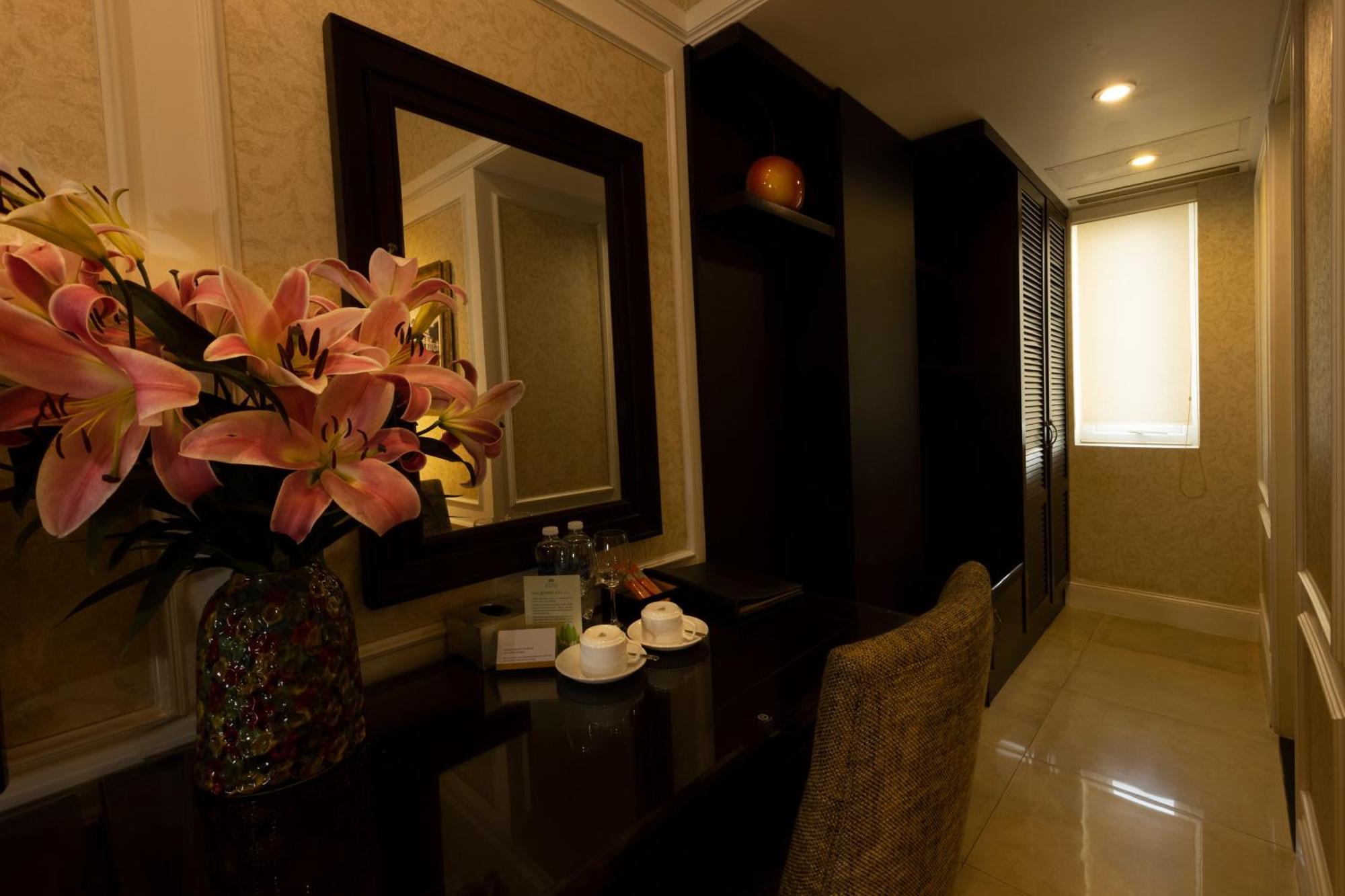 Anpha Boutique Hotel Хошимин Экстерьер фото